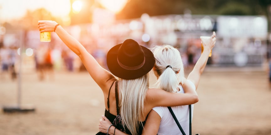 Poppers en Festival : guide et astuce du Festivalier